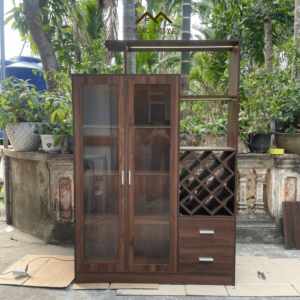 Tủ Rượu Gỗ Cánh Kính Kèm Giá Treo Ly KIKO TR 052